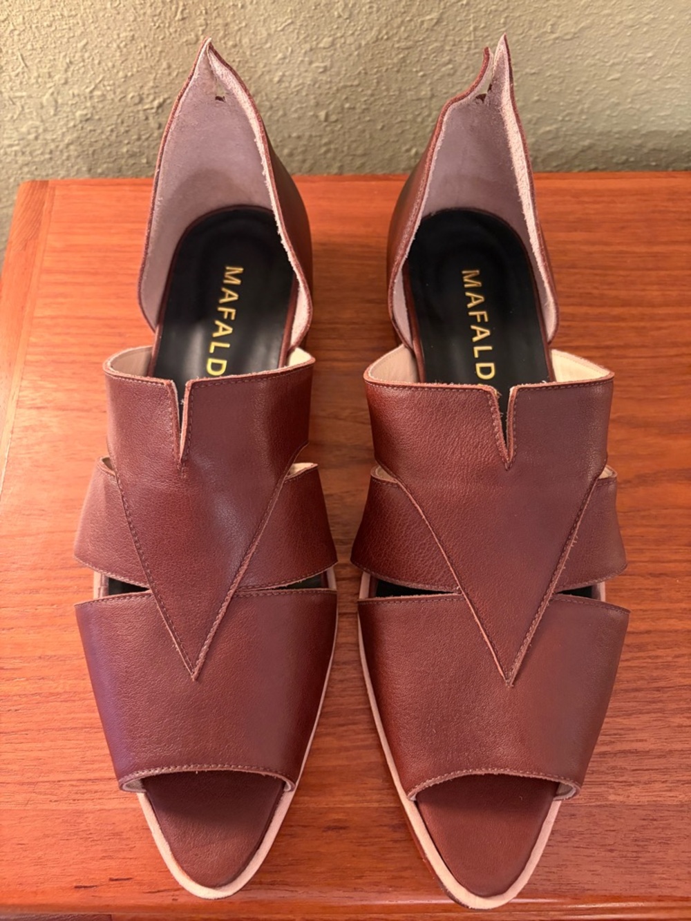 NWOT Mafalda Brown Leather Agatha Women’s Sandals Made in Brazil Size 10